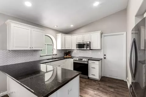 Kitchen - 4515 E Verbena Dr, Phoenix, AZ 85044 photo 1 of 3