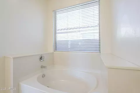 Bath - 10609 E Durant Dr, Mesa, AZ 85212 photo 5 of 5