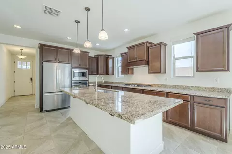 Kitchen - 10609 E Durant Dr, Mesa, AZ 85212 photo 2 of 3