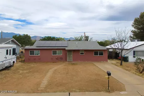 864 North Ave, Sierra Vista, AZ 85635