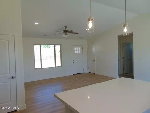 17707 E Jackrabbit Rd, Mayer, AZ 86333 photo 5