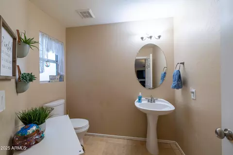 Bath - 7463 E Monte Ave, Mesa, AZ 85209 photo 1 of 4