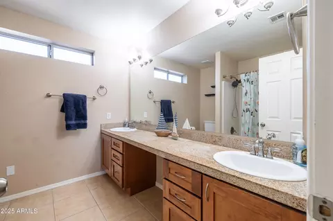 Bath - 7463 E Monte Ave, Mesa, AZ 85209 photo 2 of 4