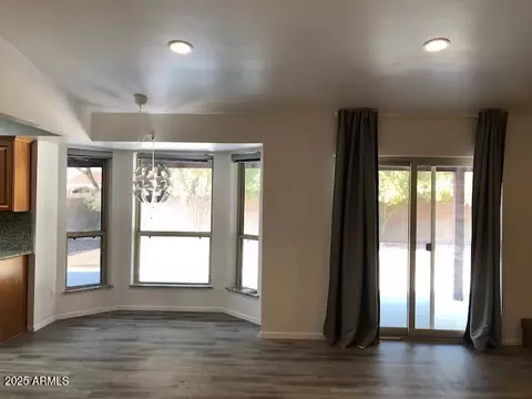 Living - 1156 E Vinedo Ln, Tempe, AZ 85284 photo 5 of 7