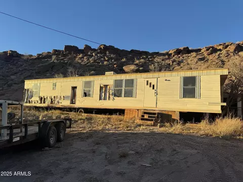 1026 Bluff Dr, Holbrook, AZ 86025
