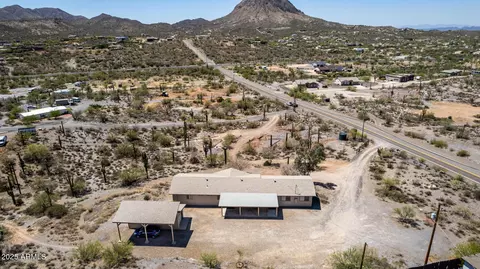 48451 N 27th Ave, New River, AZ 85087