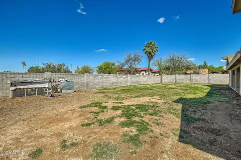 Exterior - 624 N Ashbrook Cir, Mesa, AZ 85213 photo 6 of 8