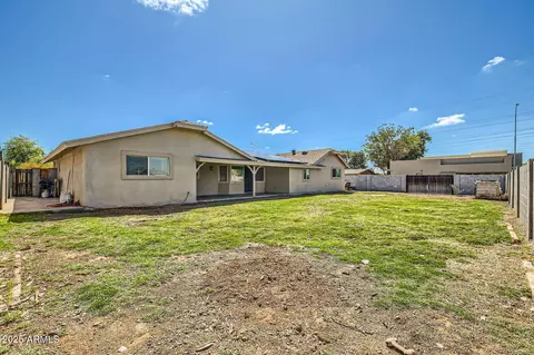 Exterior - 624 N Ashbrook Cir, Mesa, AZ 85213 photo 5 of 8