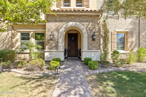 1941 W Yellowstone Way, Chandler, AZ 85248