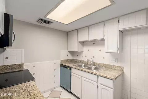 6818 N 35th Ave #C, Phoenix, AZ 85017 photo 10