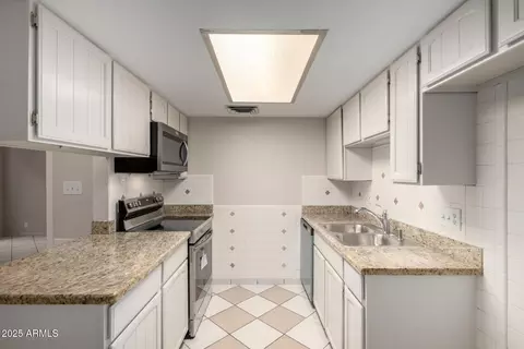 6818 N 35th Ave #C, Phoenix, AZ 85017 photo 8