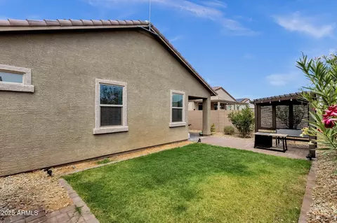Exterior - 1725 E Chanute Pass, Phoenix, AZ 85040 photo 5 of 7
