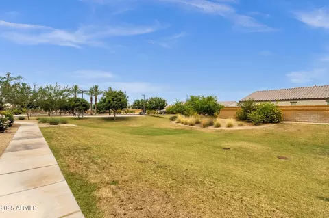 Exterior - 1725 E Chanute Pass, Phoenix, AZ 85040 photo 7 of 7