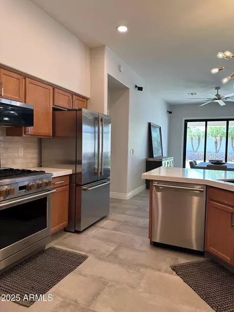 Kitchen - 2013 E Valencia Dr, Phoenix, AZ 85042 photo 1 of 1