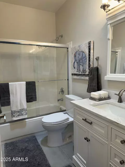 Bath - 2013 E Valencia Dr, Phoenix, AZ 85042 photo 1 of 4