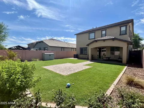 Exterior - 3936 E Narrowleaf Dr, Gilbert, AZ 85298 photo 4 of 5