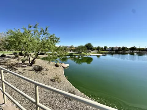 View/Area - 3936 E Narrowleaf Dr, Gilbert, AZ 85298 photo 5 of 8