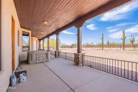 Exterior - 5380 E 14th Ave, Apache Junction, AZ 85119 photo 4 of 9