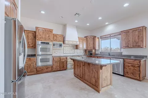 Kitchen - 5380 E 14th Ave, Apache Junction, AZ 85119 photo 1 of 3