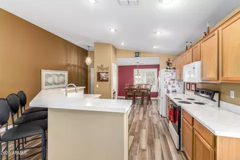 Kitchen - 7003 S 23rd Ln, Phoenix, AZ 85041 photo 3 of 3