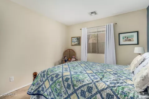 Bedroom - 7003 S 23rd Ln, Phoenix, AZ 85041 photo 5 of 7