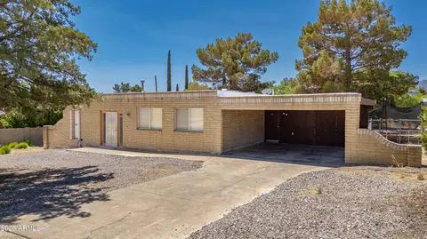 2256 Golf Links Rd, Sierra Vista, AZ 85635