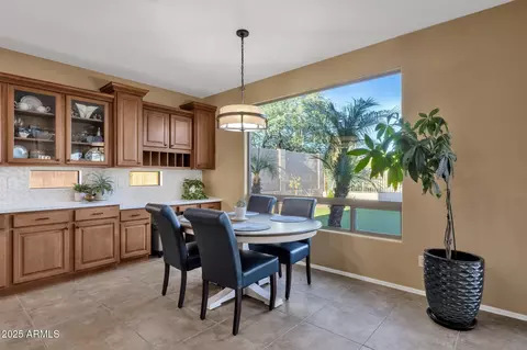 Dining - 16401 S 29th Ave, Phoenix, AZ 85045 photo 2 of 2