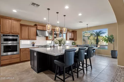 Kitchen - 16401 S 29th Ave, Phoenix, AZ 85045 photo 2 of 6