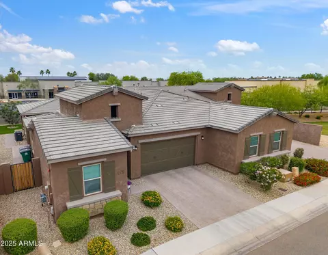 14075 W Desert Flower Dr, Goodyear, AZ 85395