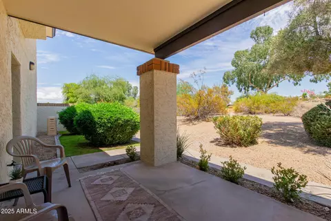 Exterior - 811 Eugie Ave, Phoenix, AZ 85022 photo 1 of 12