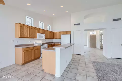 Kitchen - 7344 E Flower Ave, Mesa, AZ 85208 photo 3 of 6