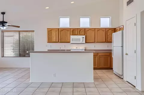 Kitchen - 7344 E Flower Ave, Mesa, AZ 85208 photo 6 of 6