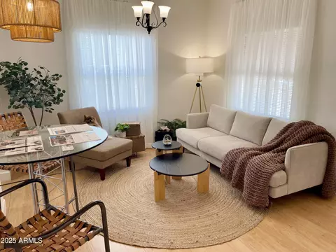 Living - 1424 E Garfield St, Phoenix, AZ 85006 photo 1 of 1