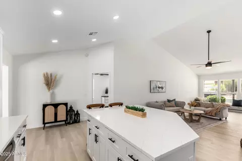 Kitchen - 9855 S 47th Pl, Phoenix, AZ 85044 photo 2 of 2