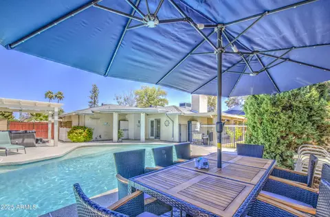 2046 E Downing St, Mesa, AZ 85213