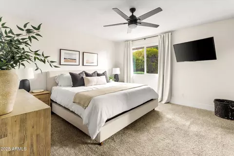 Bedroom - 2418 E Hermosa Dr, Tempe, AZ 85282 photo 1 of 7