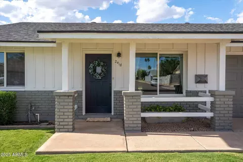 Exterior - 2418 E Hermosa Dr, Tempe, AZ 85282 photo 1 of 10