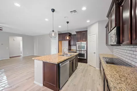 Other - 3822 E Amber Ln, Gilbert, AZ 85296 photo 4 of 15