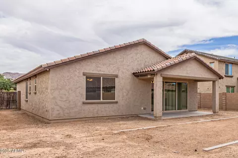 Exterior - 1926 W Carson Rd, Phoenix, AZ 85041 photo 5 of 8