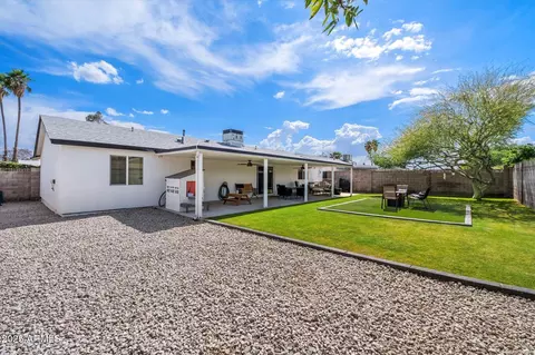 Exterior - 3850 E Ludlow Dr, Phoenix, AZ 85032 photo 2 of 6