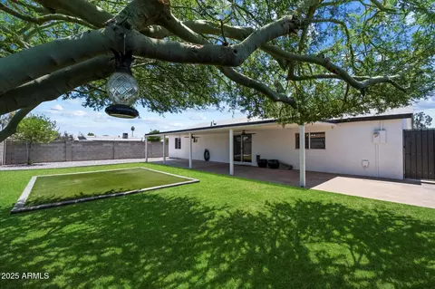 Exterior - 3850 E Ludlow Dr, Phoenix, AZ 85032 photo 5 of 6