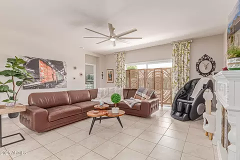 Living - 9429 E Grapefruit Dr, Florence, AZ 85132 photo 2 of 2