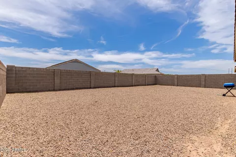 Exterior - 9429 E Grapefruit Dr, Florence, AZ 85132 photo 3 of 6