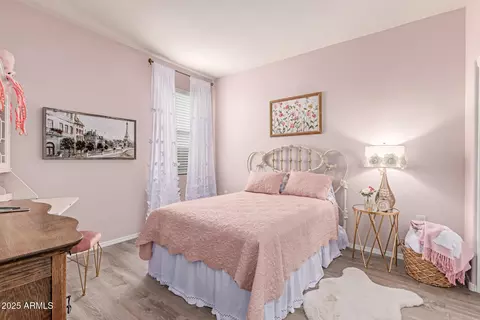 Bedroom - 9429 E Grapefruit Dr, Florence, AZ 85132 photo 3 of 4