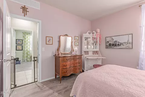 Bedroom - 9429 E Grapefruit Dr, Florence, AZ 85132 photo 4 of 4
