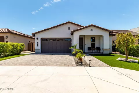 6947 W Spur Dr, Peoria, AZ 85383