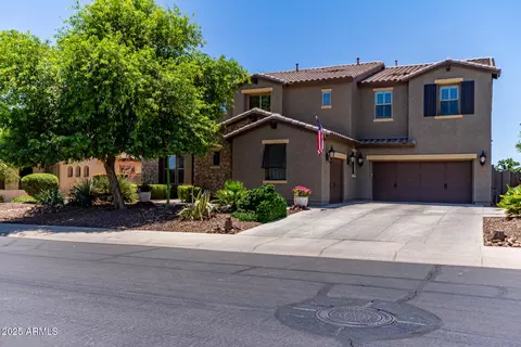 19427 W Colter St, Litchfield Park, AZ 85340