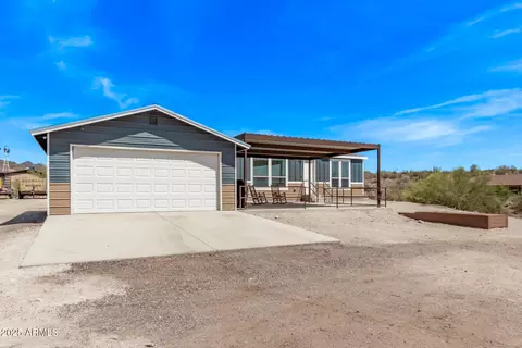 46027 N 38th Ln, New River, AZ 85087