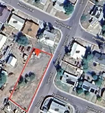 801 S Upton Dr #13, Kearny, AZ 85137