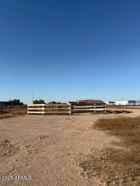 711 S 363rd Ave #B, Tonopah, AZ 85354